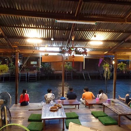 Ban Mae Arom Apartment Amphawa Ngoại thất bức ảnh
